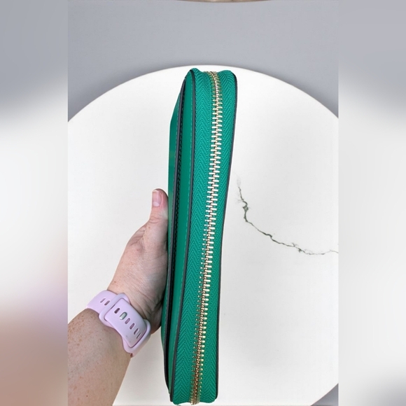 Kate Spade Large Continental Wallet Wintergreen (New) - Picture 8 of 12